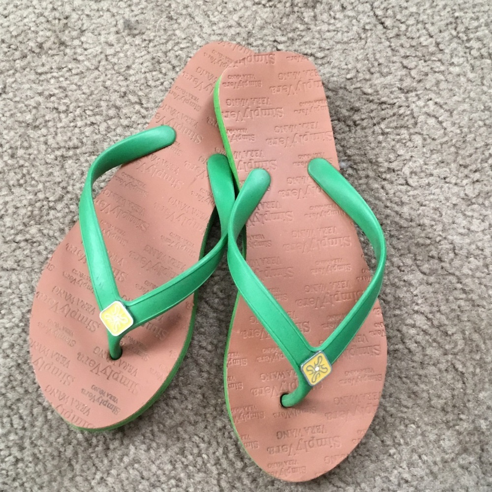 Simply Vera Vera Wang Green Sandals
